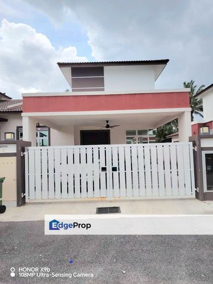 Semi d Setingkat di Taman Merbau Perdana Triang Pahang, Pahang, Bera