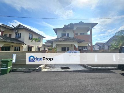 Rumah Banglo 1 Setengah Tingkat area Taman Rendang Pekan untuk dijual, Pahang, Pekan