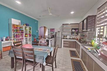 TAMAN KUANTAN JAYA KAMPUNG PAK MAHAT