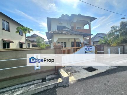 Banglo 1 Setengah Tingkat Taman Rendang Pekan near Bandar Pekan, Pahang, Pekan