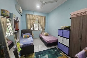 TAMAN KUANTAN JAYA KAMPUNG PAK MAHAT