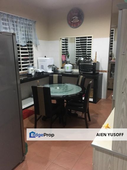 Banglo 2 Tingkat Astana Villa Indera Mahkota 13 near to KMC, Pahang, Kuantan