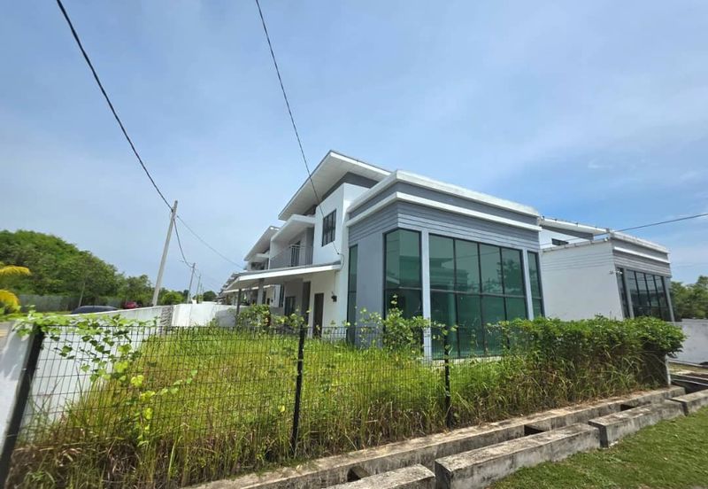 TAMAN KUANTAN JAYA KAMPUNG PAK MAHAT