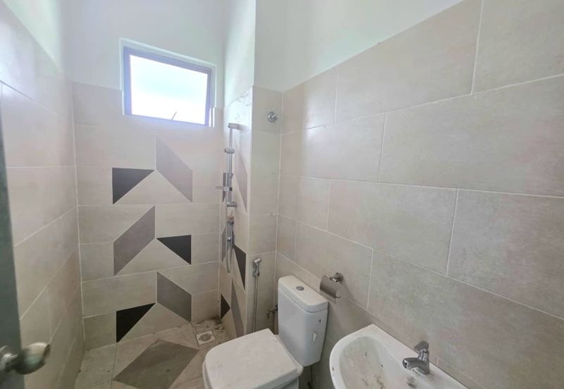 TAMAN KUANTAN JAYA KAMPUNG PAK MAHAT