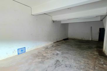 Shop Lot 1.5 Tingkat Taman Jaya 5 near to Taman Jaya 4