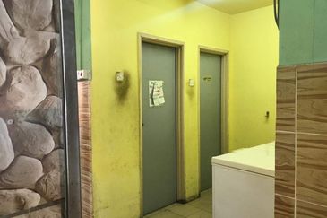 Shoplot Renoveted Indera Sempurna near to Taman Indera sempurna