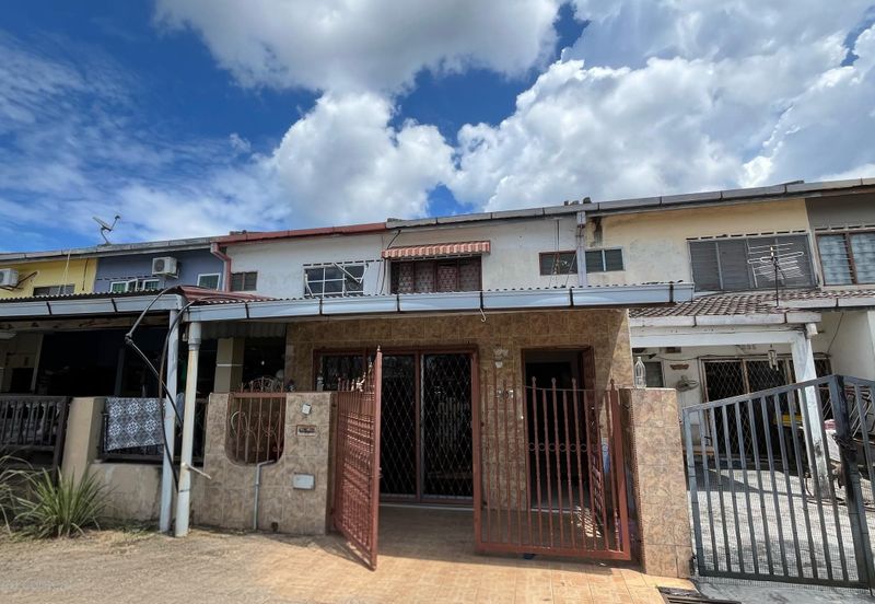 Taman Cenderawasih Indah