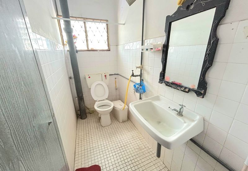 Taman Cenderawasih Indah