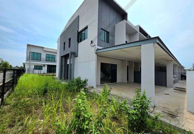 TAMAN KUANTAN JAYA KAMPUNG PAK MAHAT