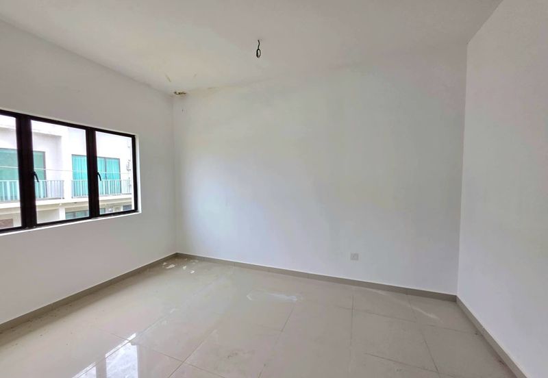 TAMAN KUANTAN JAYA KAMPUNG PAK MAHAT