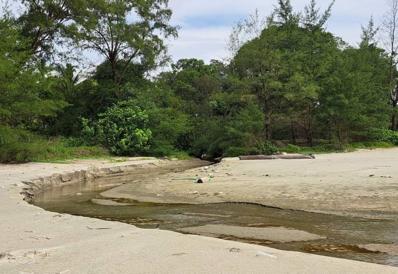 Jalan Seberang Balok