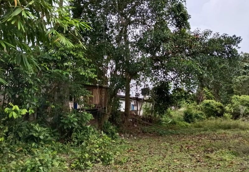 Kampung Tebakang Manir