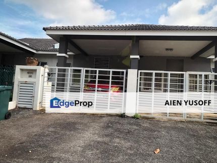 Teres Taman Jengka Indah Kurma near to Hospital Bandar Jengka, Pahang, 