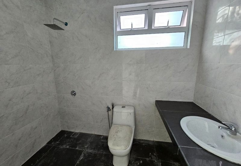 TAMAN MAHKOTA HEIGHTS FASA 2