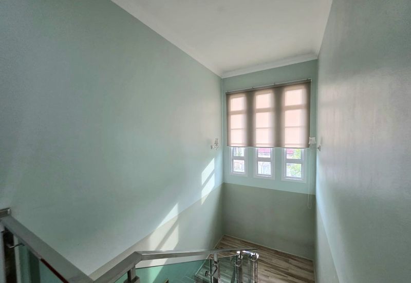 Banglo 2 Tingkat Jalan Hilir Istana Kubang Kerian near to Wakaf Stan