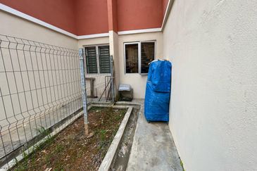 PERUMAHAN MAKMUR BUKIT LADA