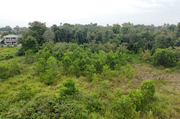 Tanah Lot Taman Bukit Kuang Sentosa near to Telok Kalong