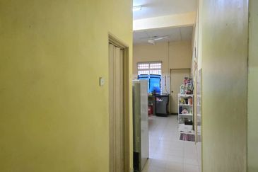 PERUMAHAN TANAH PUTIH PEKAN