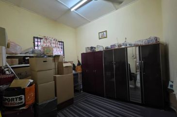 PERUMAHAN TANAH PUTIH PEKAN