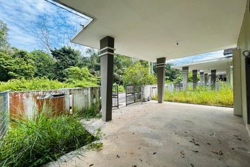 Kampung Sungai Deraka