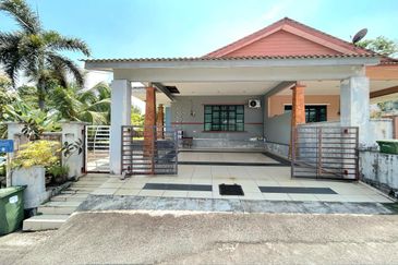 SUNGAI KARANG DARAT I