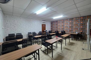 Shop Lot Taman Bukit Desa Samantan near to depan jalan Temerloh-Jerantut