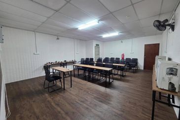 Shop Lot Taman Bukit Desa Samantan near to depan jalan Temerloh-Jerantut