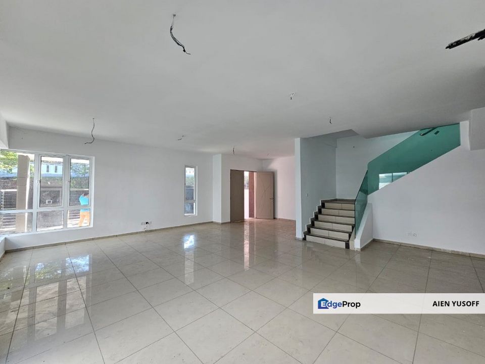 Semi D 2 Tingkat Mahkota Heigt near to Kotasas, Pahang, Kuantan