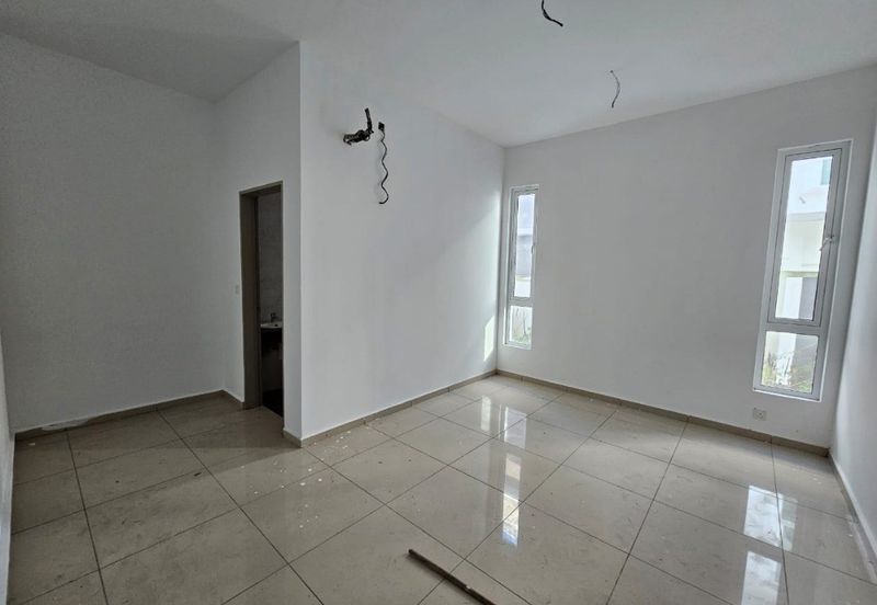 TAMAN MAHKOTA HEIGHTS FASA 2