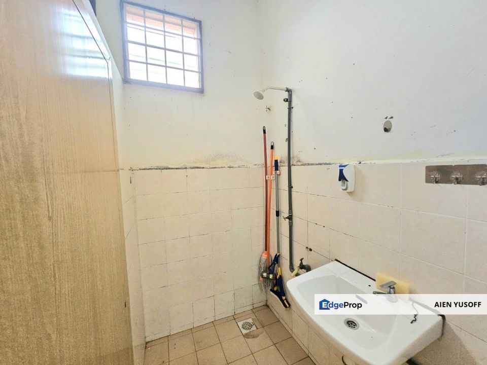 Corner Lot Teres Setingkat Taman Idaman Jaya near to Sg Puteri, Pahang, Kuala Rompin