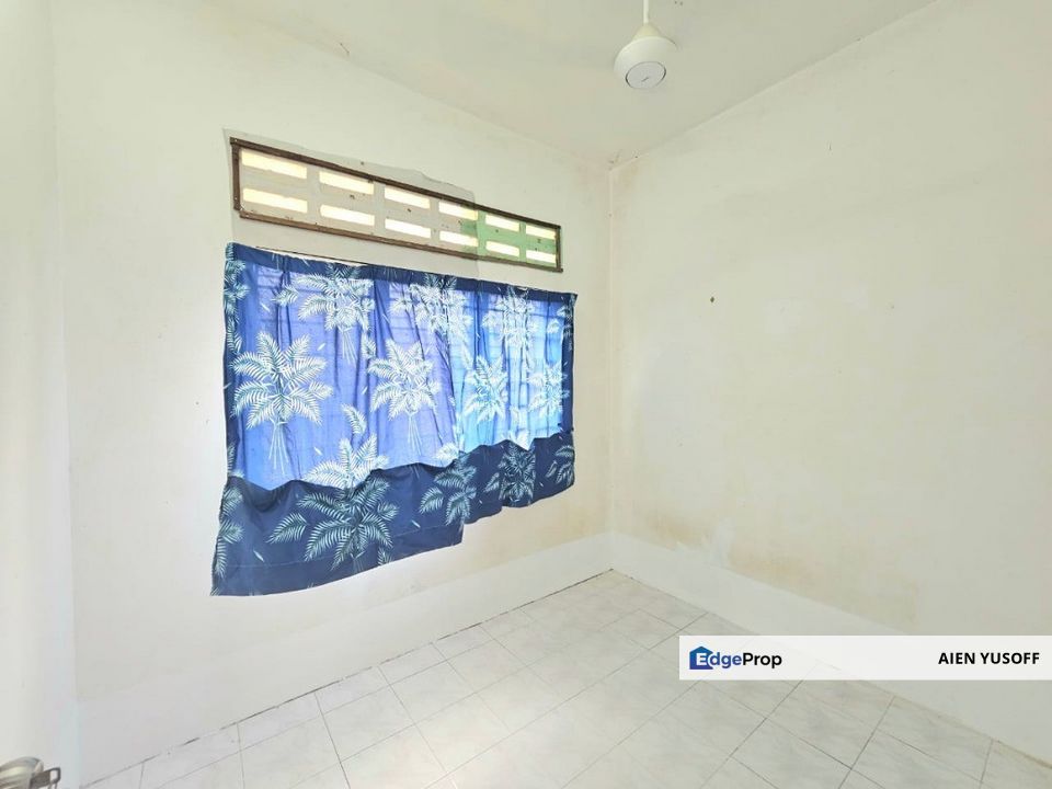 Corner Lot Teres Setingkat Taman Idaman Jaya near to Sg Puteri, Pahang, Kuala Rompin