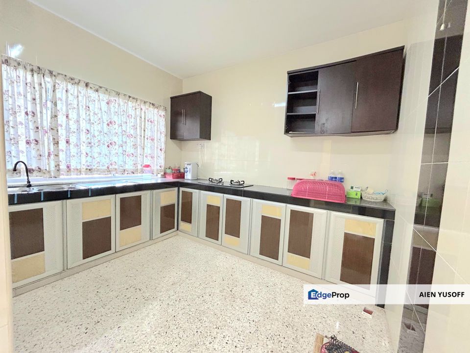 Corner Lot Banglo 2 Tingkat Taman Bahagia near to Mentakab, Pahang, Temerloh