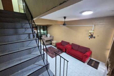 Teres 2 Tingkat Medium Cost Temerloh  Jaya 1 near to Masjid Tunku 1