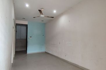 Taman Pinggiran Putra