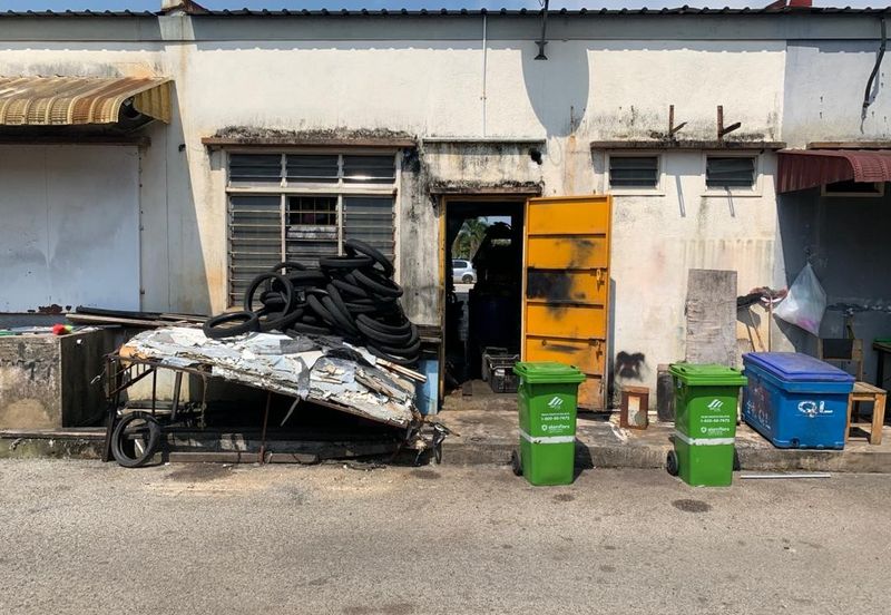 Shop Lot Setingkat Indera Sempurna