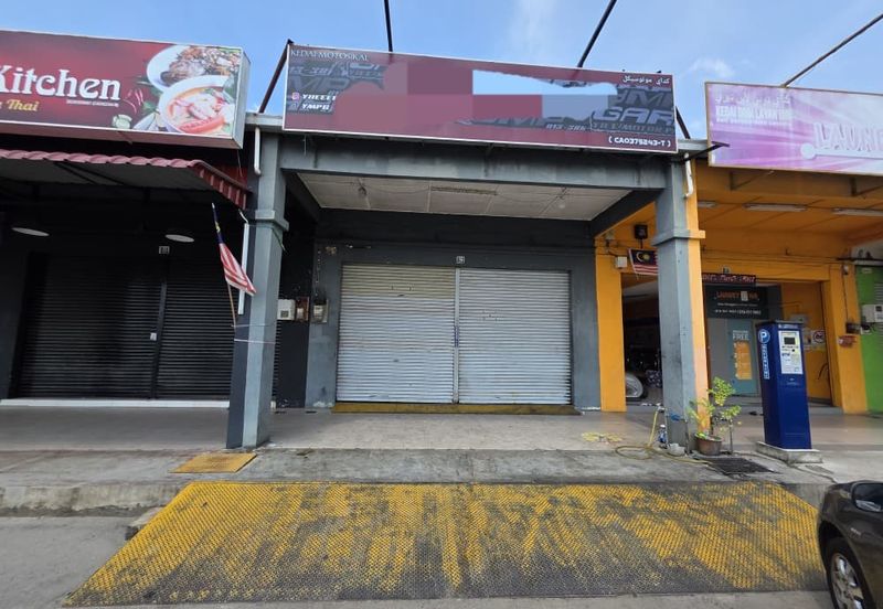 Shop Lot Setingkat Indera Sempurna