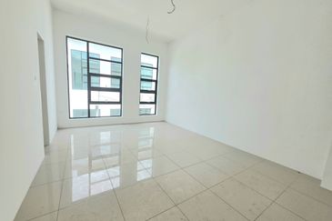 Double Story Superlink Taman Dynaton Izona Bukit Bendera near to Temerloh