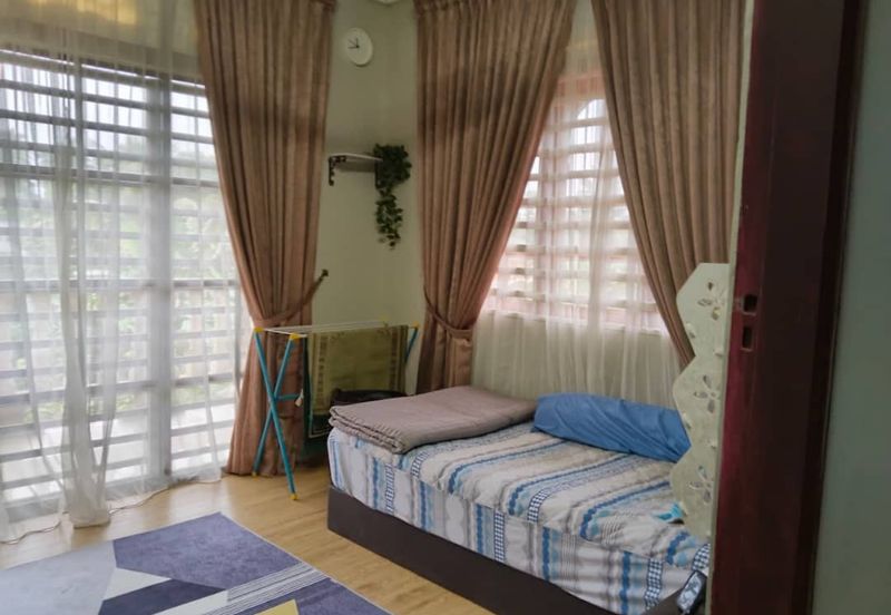 Banglo 2 Tingkat Binjai Kemaman