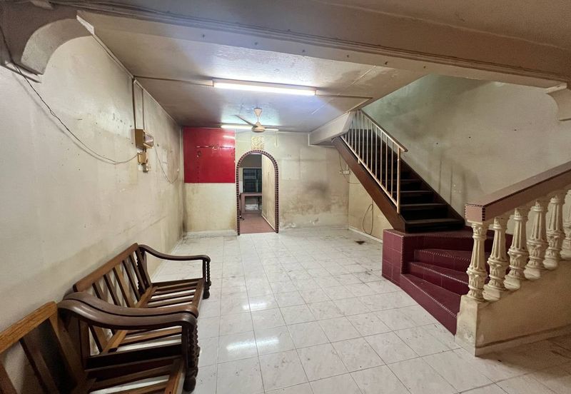 Teres 2 Tingkat Taman Sri Mewah Kamayan Triang Bera near to Bandar Triang