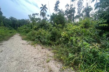 TANAH LOT BANGLO KG MAK LAGAM NEAR TO BANDAR CHUKAI