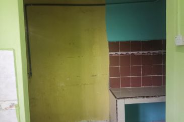 Teres Setingkat Taman Balok Jaya 2