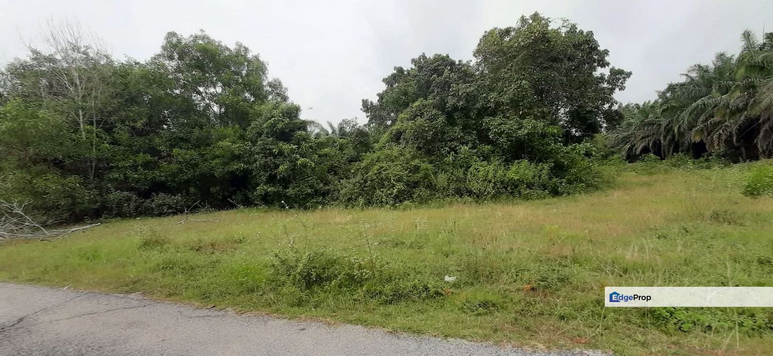 Tanah Lot Banglo Pantai Sepat near to Bandar Kuantan, Pahang, Kuantan