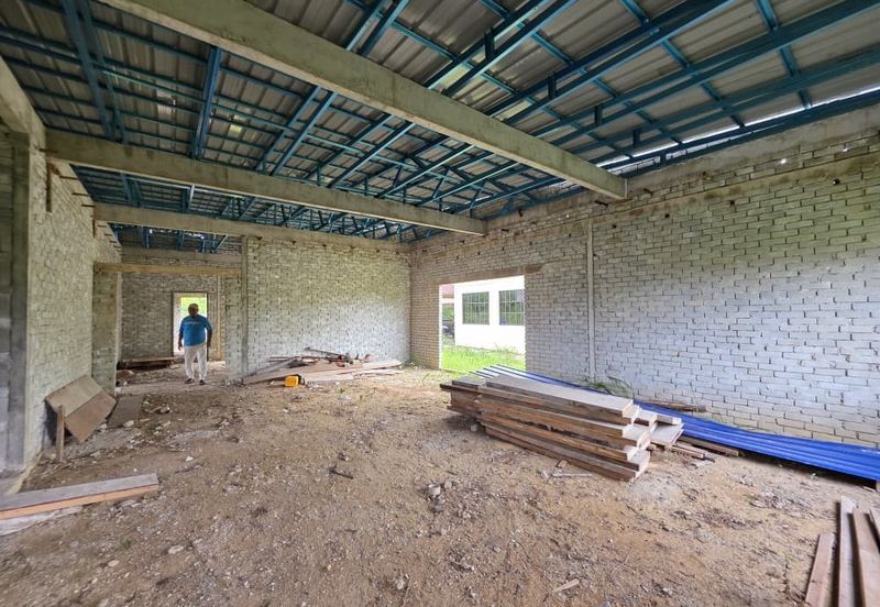 Tanah Lot Banglo RPK Padang Garuda near to Airport Sas