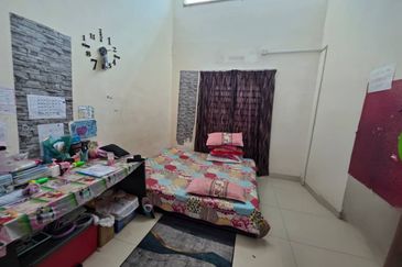 Teres Setingkat Taman Icon Bandar Kuantan Putri near to Sungai Soi