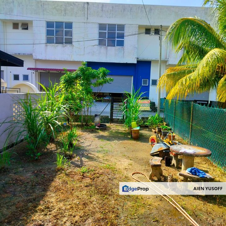 Teres Setingkat Taman Pandan Damai near to Paya Besar, Pahang, Kuantan