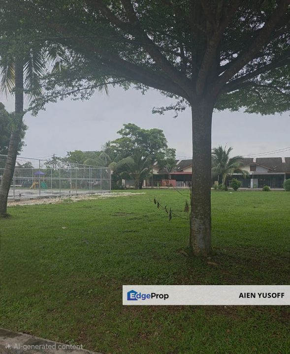 Teres Setingkat Taman Tas near to Taman Guru, Pahang, Kuantan