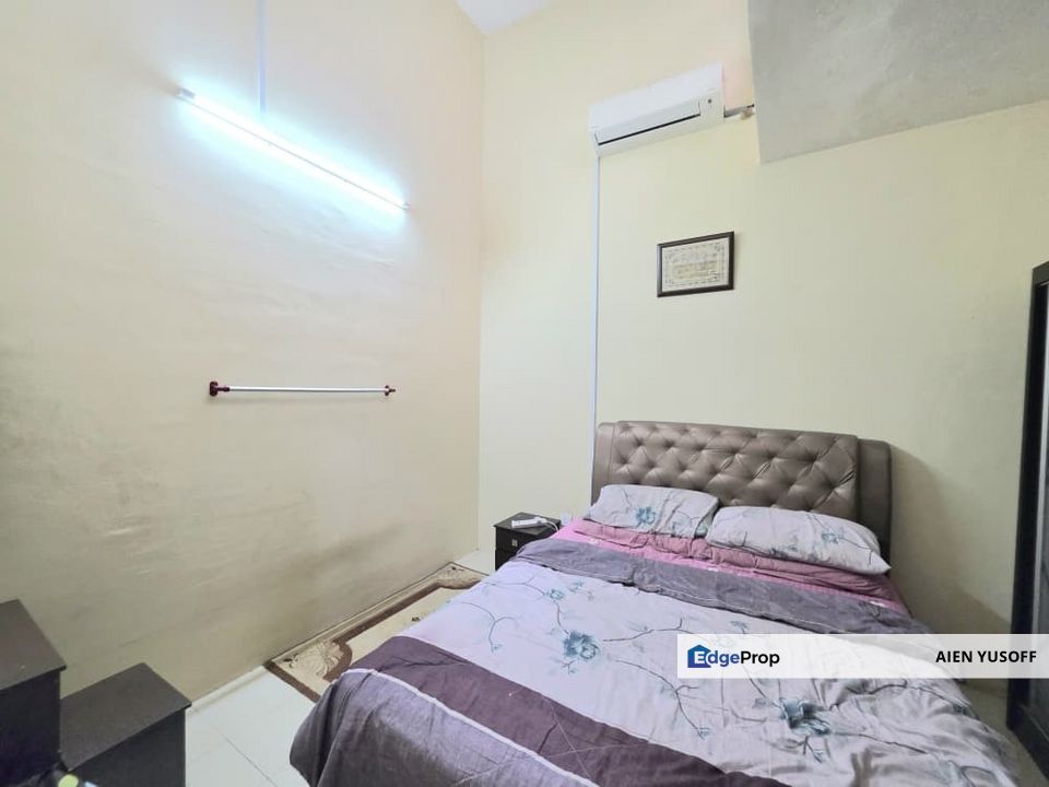 Teres Setingkat Taman Tas near to Taman Guru, Pahang, Kuantan