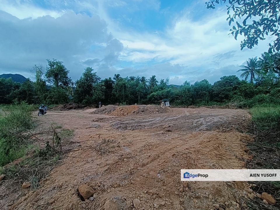 Tanah Lot Semi D Kg Nyior near to Bandar Dungun, Terengganu, Paka