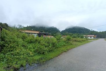 Kampung Tebing Tembah