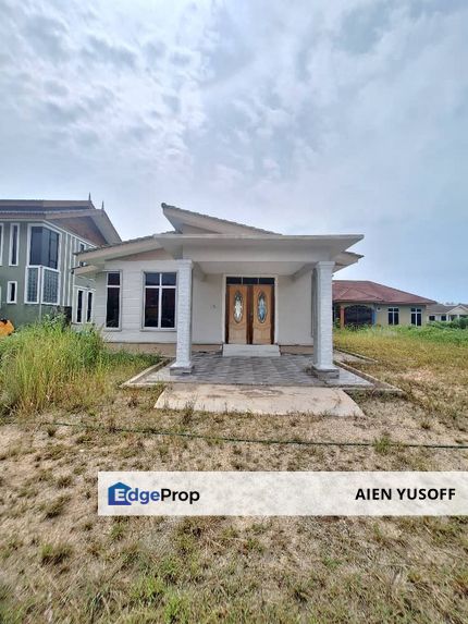 Banglo Setingkat Alor Tempoyak near to Balai Besar, Terengganu, Dungun